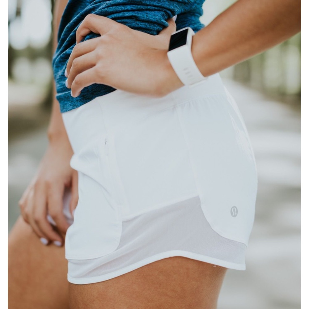 Lululemon white mesh shorts 8